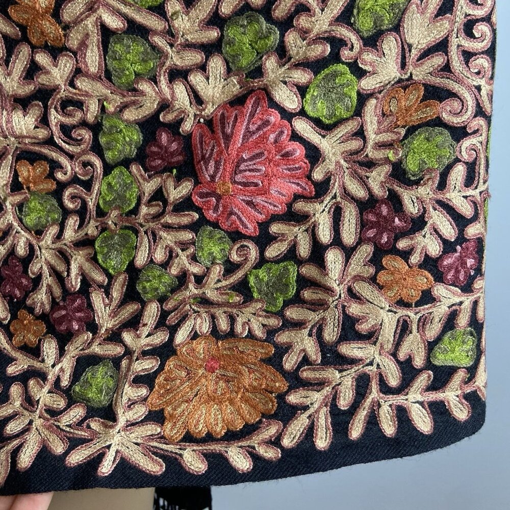 NWT Kitty Shawls 78 x 28 Heavily Embroidered Wool Scarf Fringe Crewel Vtg Look - Picture 6 of 9